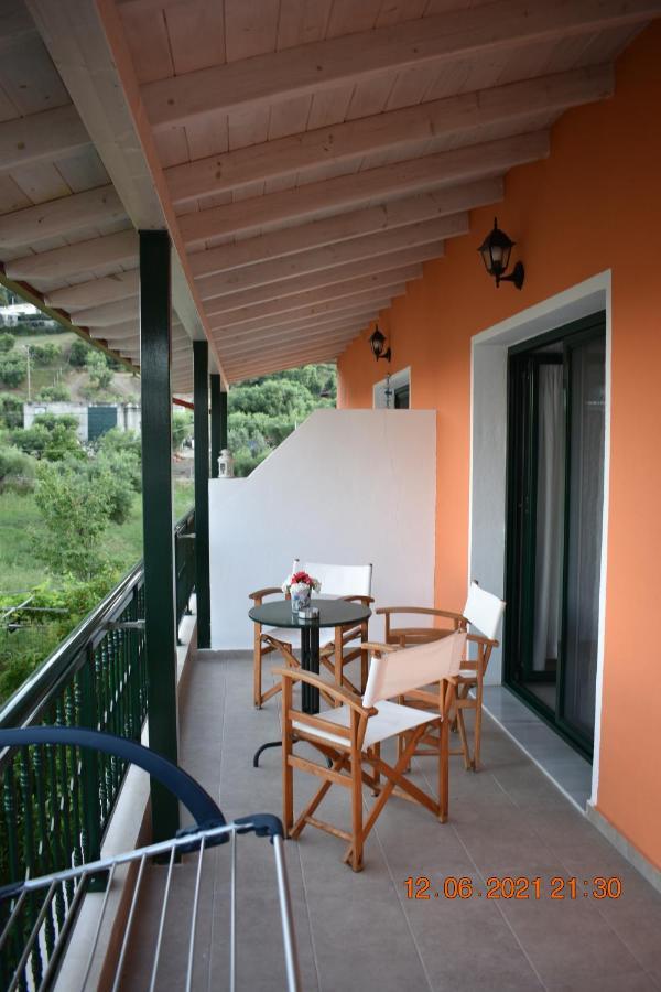Orange Tree Garden Apartment เปฟโกโฮรี ภายนอก รูปภาพ