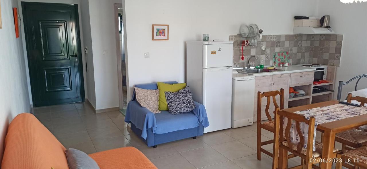 Orange Tree Garden Apartment เปฟโกโฮรี ภายนอก รูปภาพ